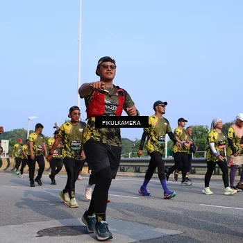 Runner Photo 6328532