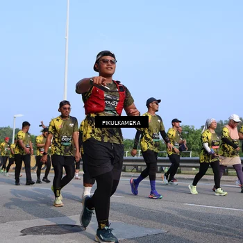 Runner Photo 6328557