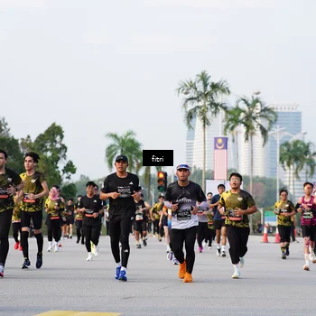 Runner Photo 6328564