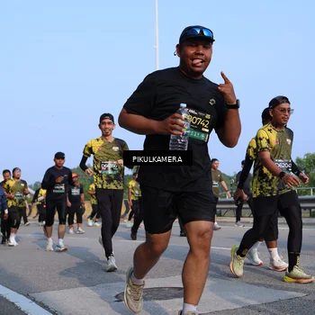 Runner Photo 6328589