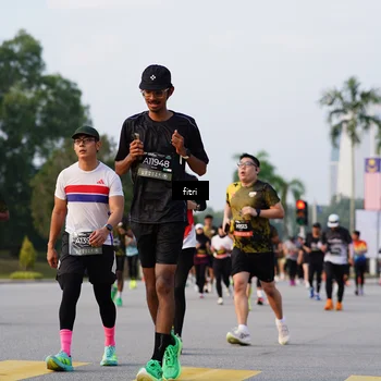 Runner Photo 6328591