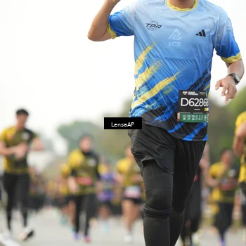 Runner Photo 6328611