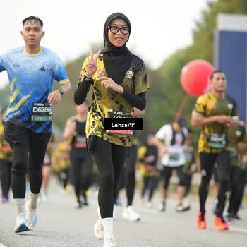 Runner Photo 6328621