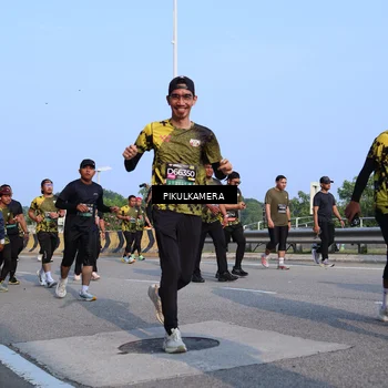 Runner Photo 6328653