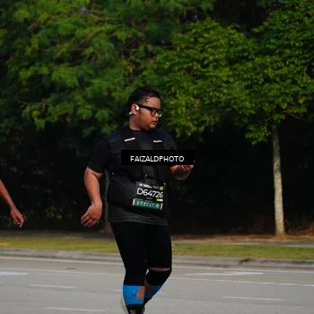 Runner Photo 6328659