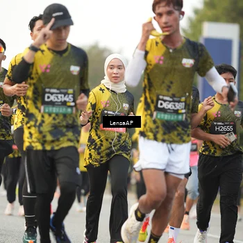 Runner Photo 6328678