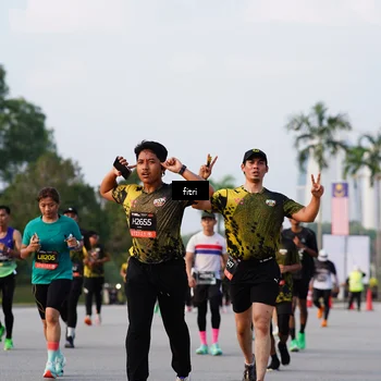Runner Photo 6328698