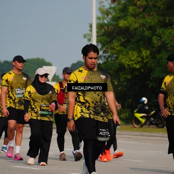 Runner Photo 6328724