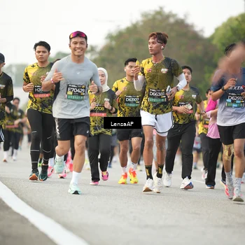Runner Photo 6328740