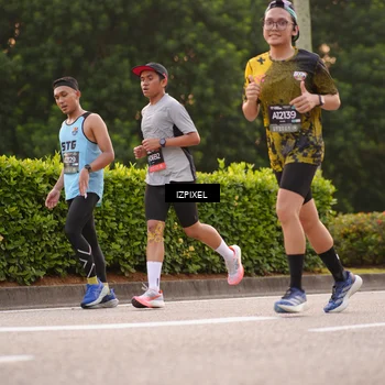 Runner Photo 6328744