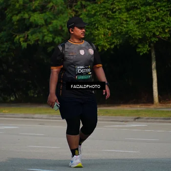 Runner Photo 6328754