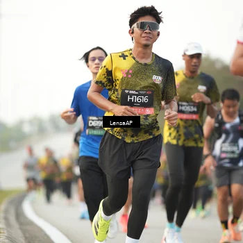 Runner Photo 6328831