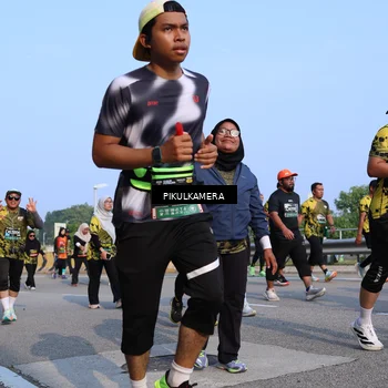Runner Photo 6328833