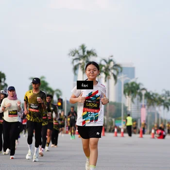 Runner Photo 6328836