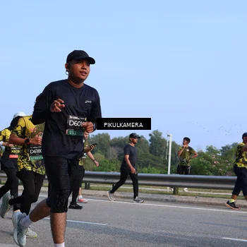 Runner Photo 6328837