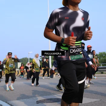 Runner Photo 6328843