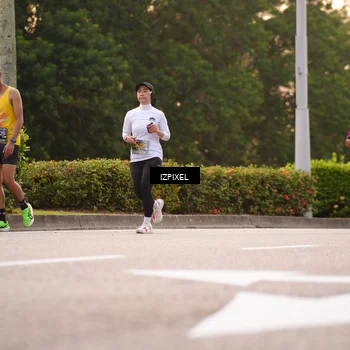 Runner Photo 6328875