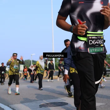 Runner Photo 6328886