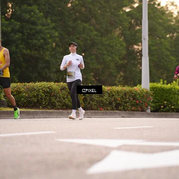 Runner Photo 6328895