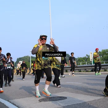 Runner Photo 6328906
