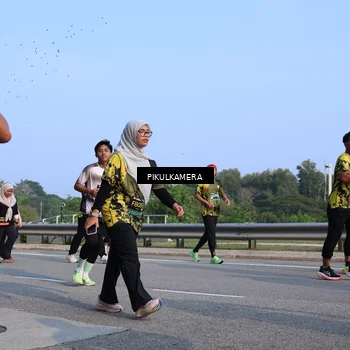 Runner Photo 6328980