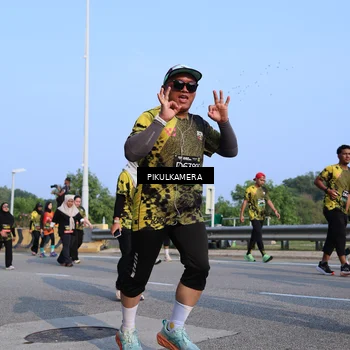 Runner Photo 6329013
