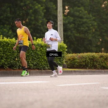 Runner Photo 6329032