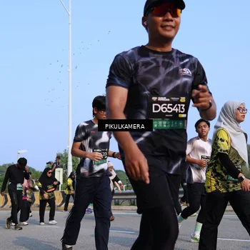 Runner Photo 6329033