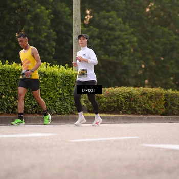 Runner Photo 6329037
