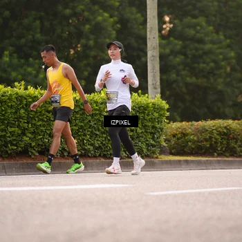 Runner Photo 6329067