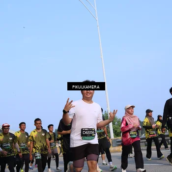 Runner Photo 6329075