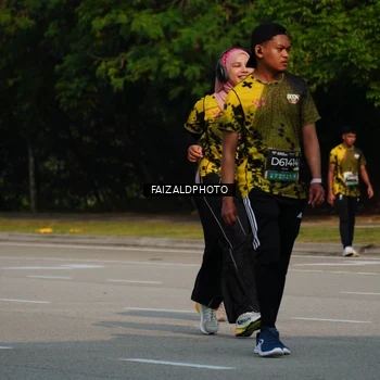 Runner Photo 6329093