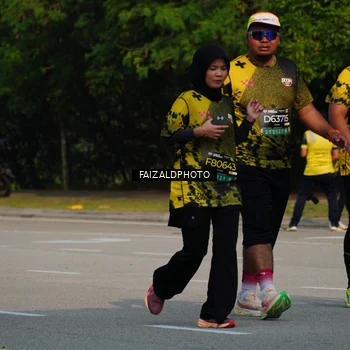 Runner Photo 6329165