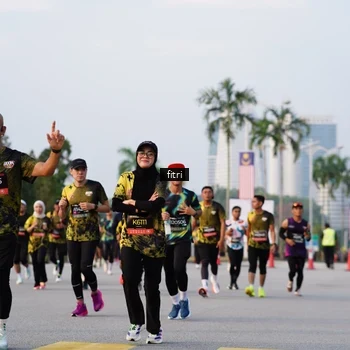 Runner Photo 6329177