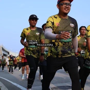 Runner Photo 6329224