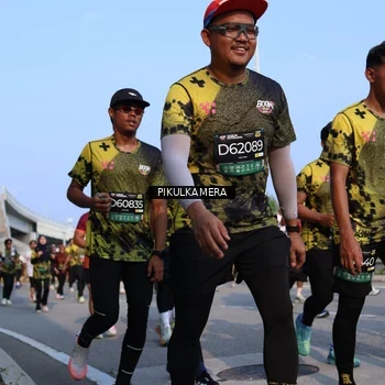 Runner Photo 6329240