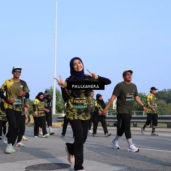 Runner Photo 6329346