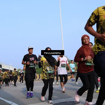Runner Photo 6329456