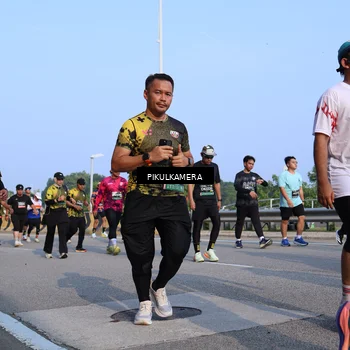 Runner Photo 6329569