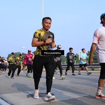 Runner Photo 6329603
