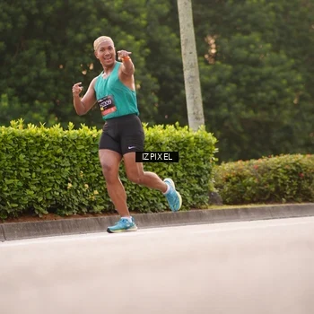 Runner Photo 6329663