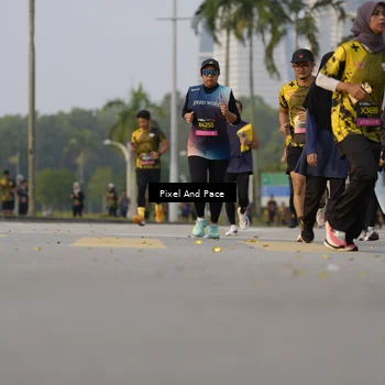 Runner Photo 6329680
