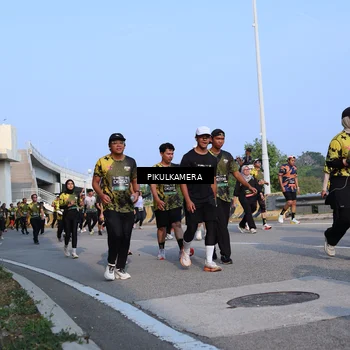 Runner Photo 6329720