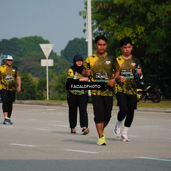 Runner Photo 6329745