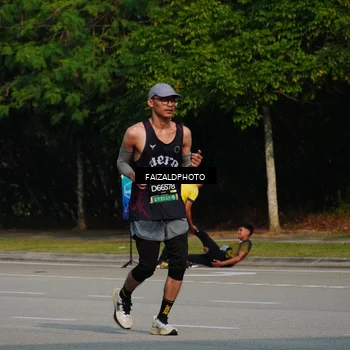 Runner Photo 6329777