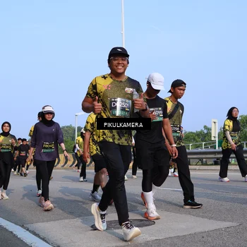 Runner Photo 6329787