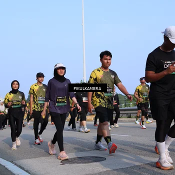 Runner Photo 6329824