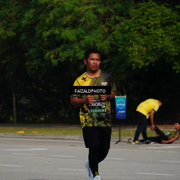 Runner Photo 6329855
