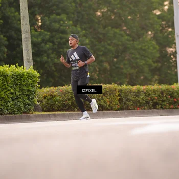 Runner Photo 6329870