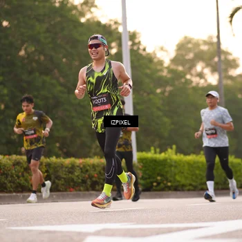 Runner Photo 6329925